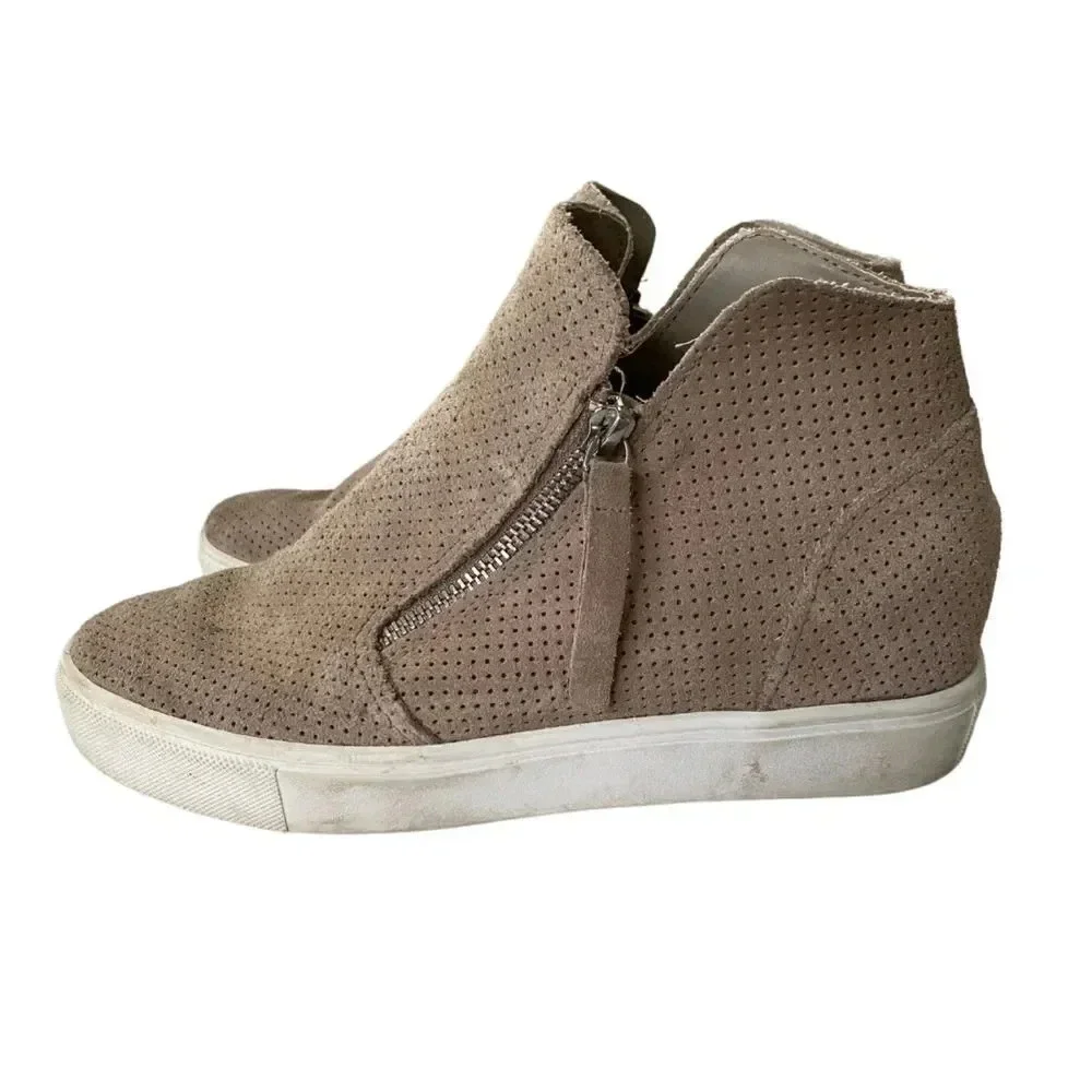 Steve Madden, Caliber Perforated Suede Wedge Sneaker, Tan, Beige, White‎